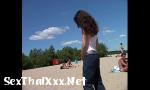 ดาวน์โหลด คลิปโป๊ Slim teen with perky boobs naked at a nudist beach 3gp ล่าสุด