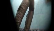 คริปโป๊ unaware teen coed hidden cam watched while pissing in the toilet ล่าสุด