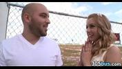 หนังxxx Lexi Belle Picks up a guy Mp4