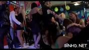 คลิปโป๊ฟรี Divine club partying ดีที่สุด ประเทศไทย