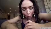 คลิปxxx Hot milf Krissy Lynn sucking off her stepsons big prick ล่าสุด 2024