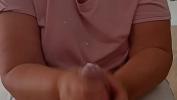 หนังเอ็ก Handjob and cumshot on shirt Milf and big cock CFNM 3gp ล่าสุด