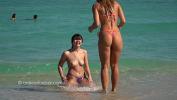หนัง18 Beach Babe topless at the non nude beach excl excl ฟรี