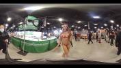 หนังโป๊ใหม่  Hot Blonde webcam girl gives me a body tour at EXXXotica Nj 2021 in 360 degree VR